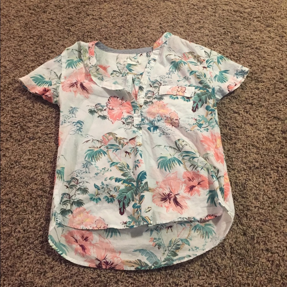 H&M Hawaiian print popover top
